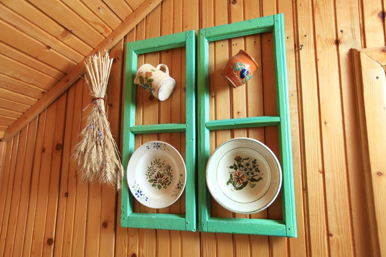 Iedera Casa De Familii 1 Hotel Pianu de Sus Ngoại thất bức ảnh